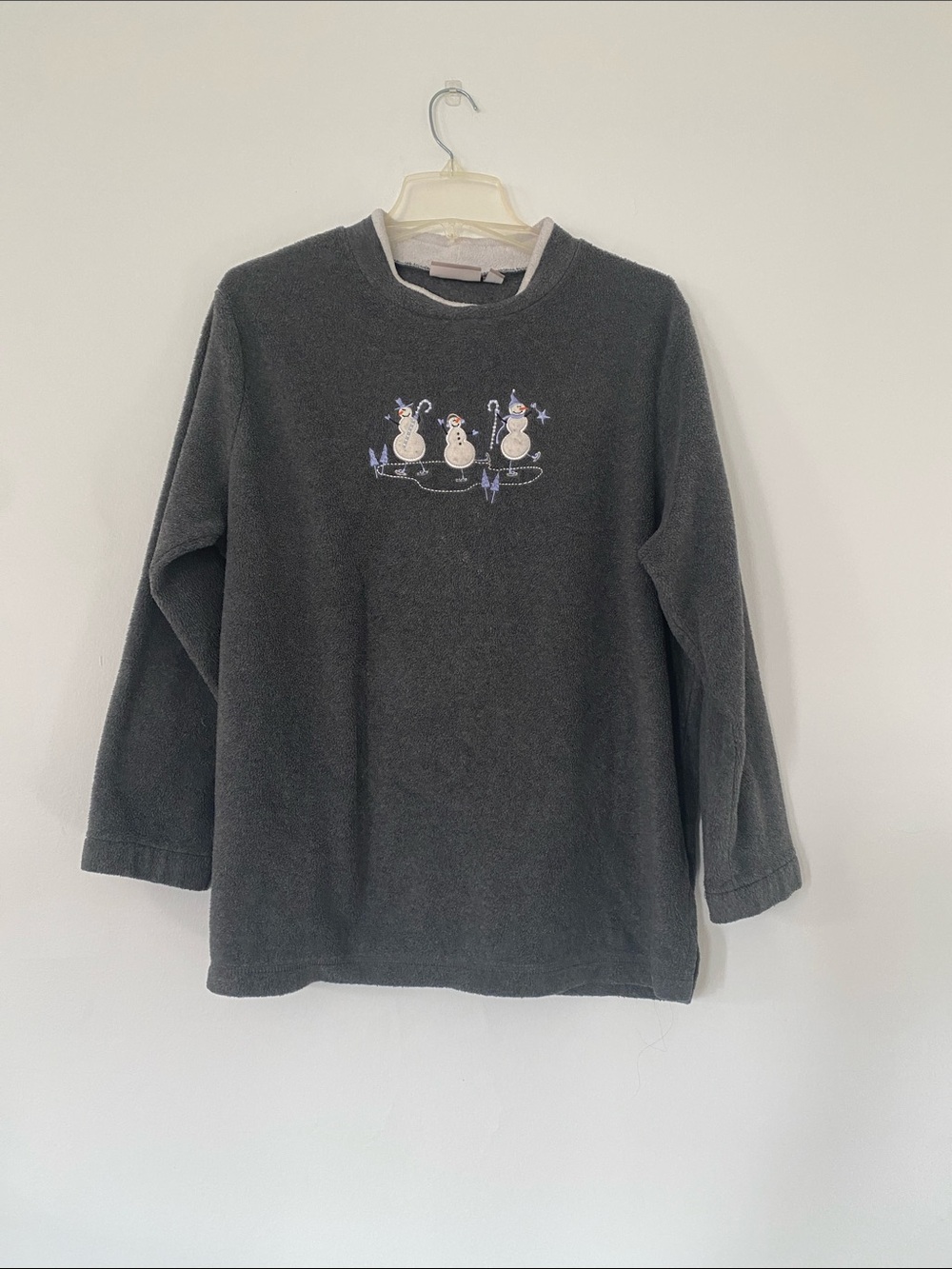 croft & barrow Dark Gray Crewneck Sweater with Snowman Embroidery